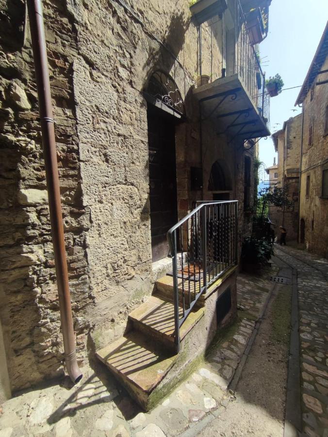 Il Rifugio Dell' Artista Apartment โตดี ภายนอก รูปภาพ