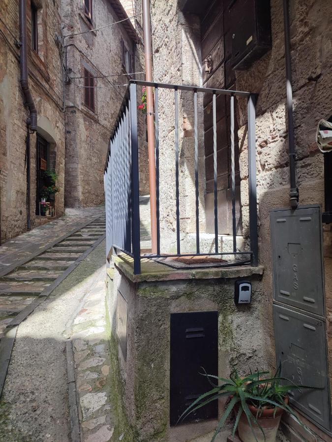 Il Rifugio Dell' Artista Apartment โตดี ภายนอก รูปภาพ