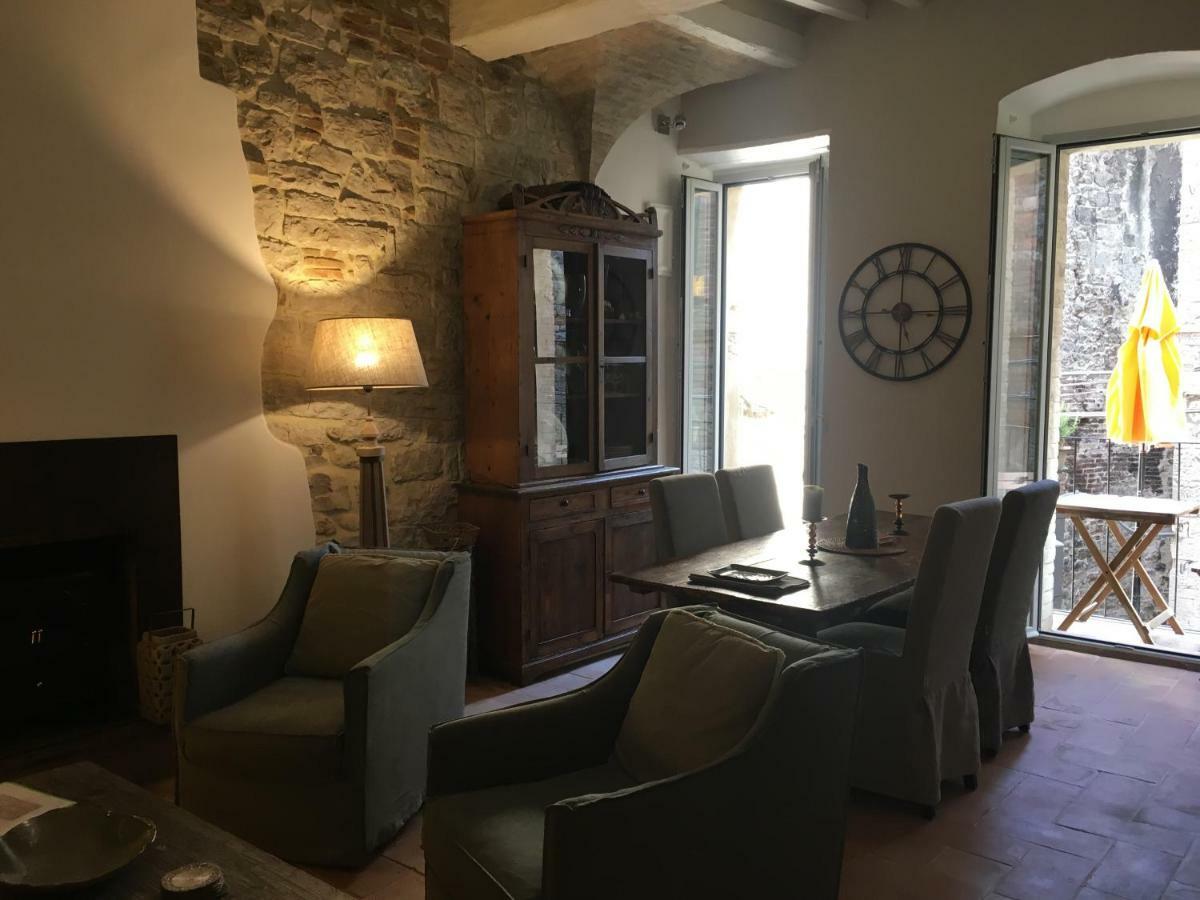 Il Rifugio Dell' Artista Apartment โตดี ภายนอก รูปภาพ