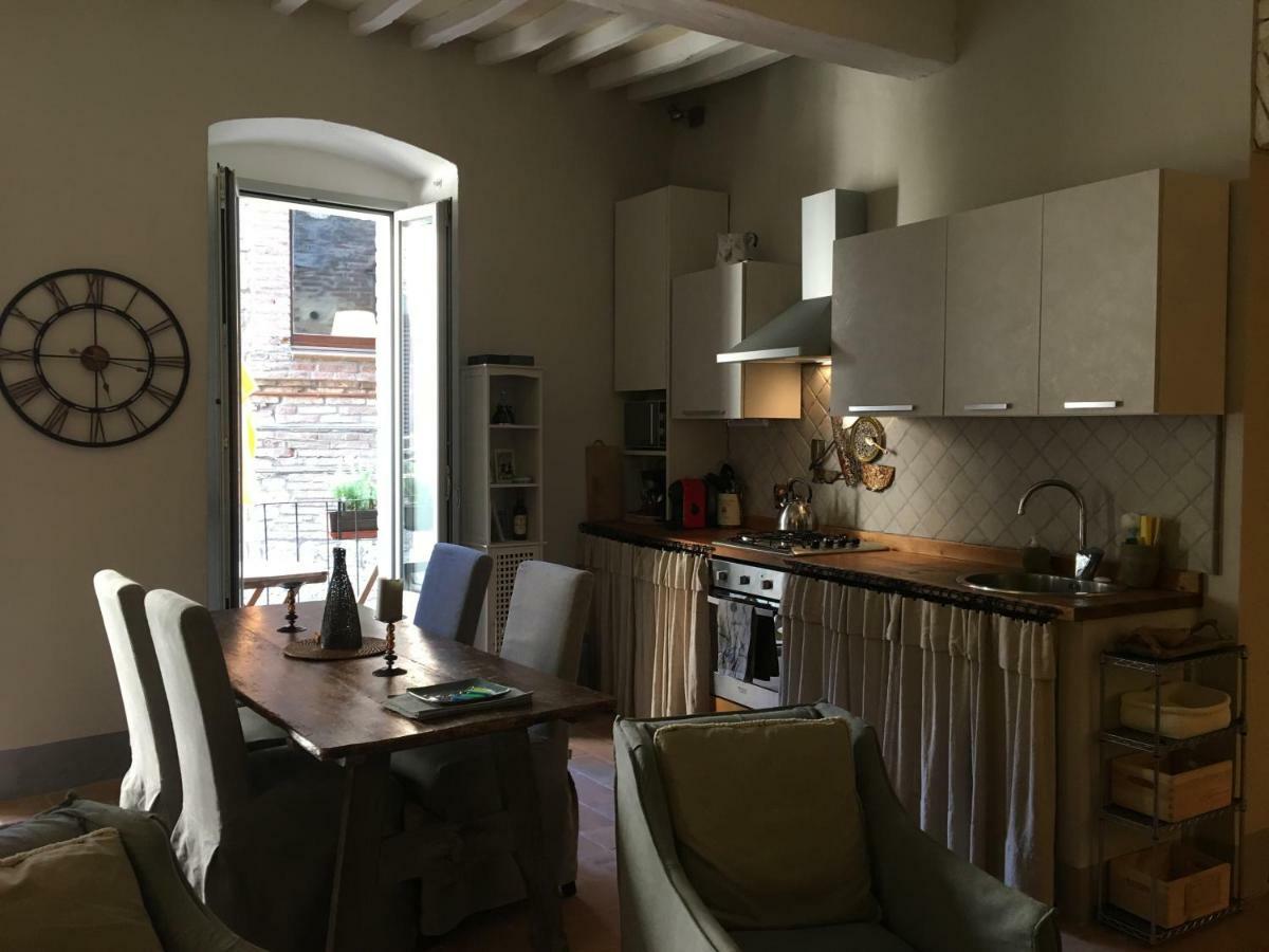Il Rifugio Dell' Artista Apartment โตดี ภายนอก รูปภาพ
